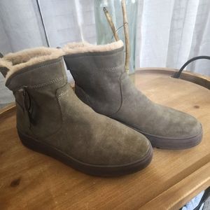 BareTraps Bootie